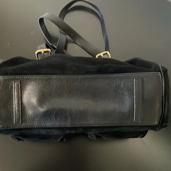 Maxx New York bag, 5 pockets on outside - Picture 4 of 8